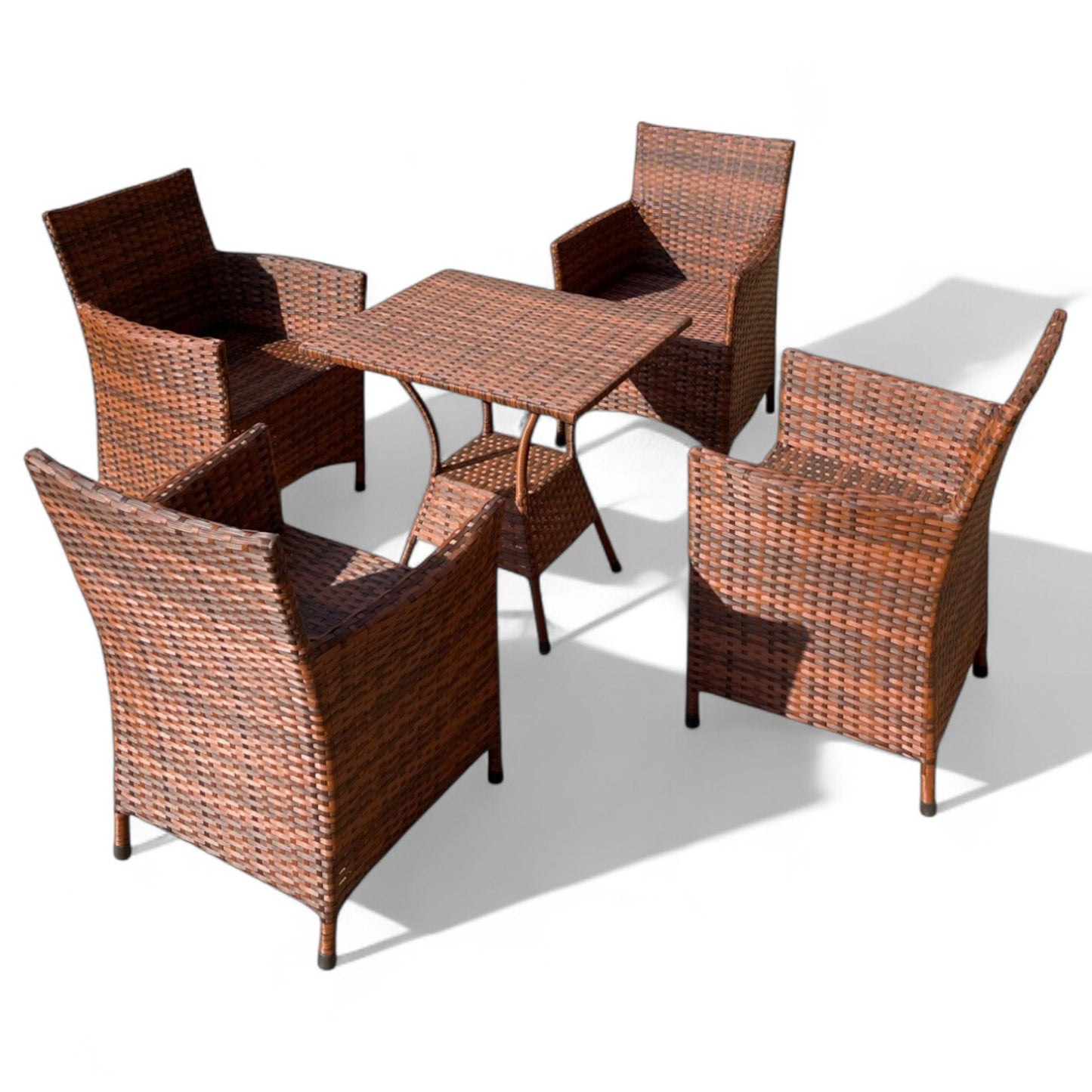 Studio Set – Elegant Outdoor Dining for Four
