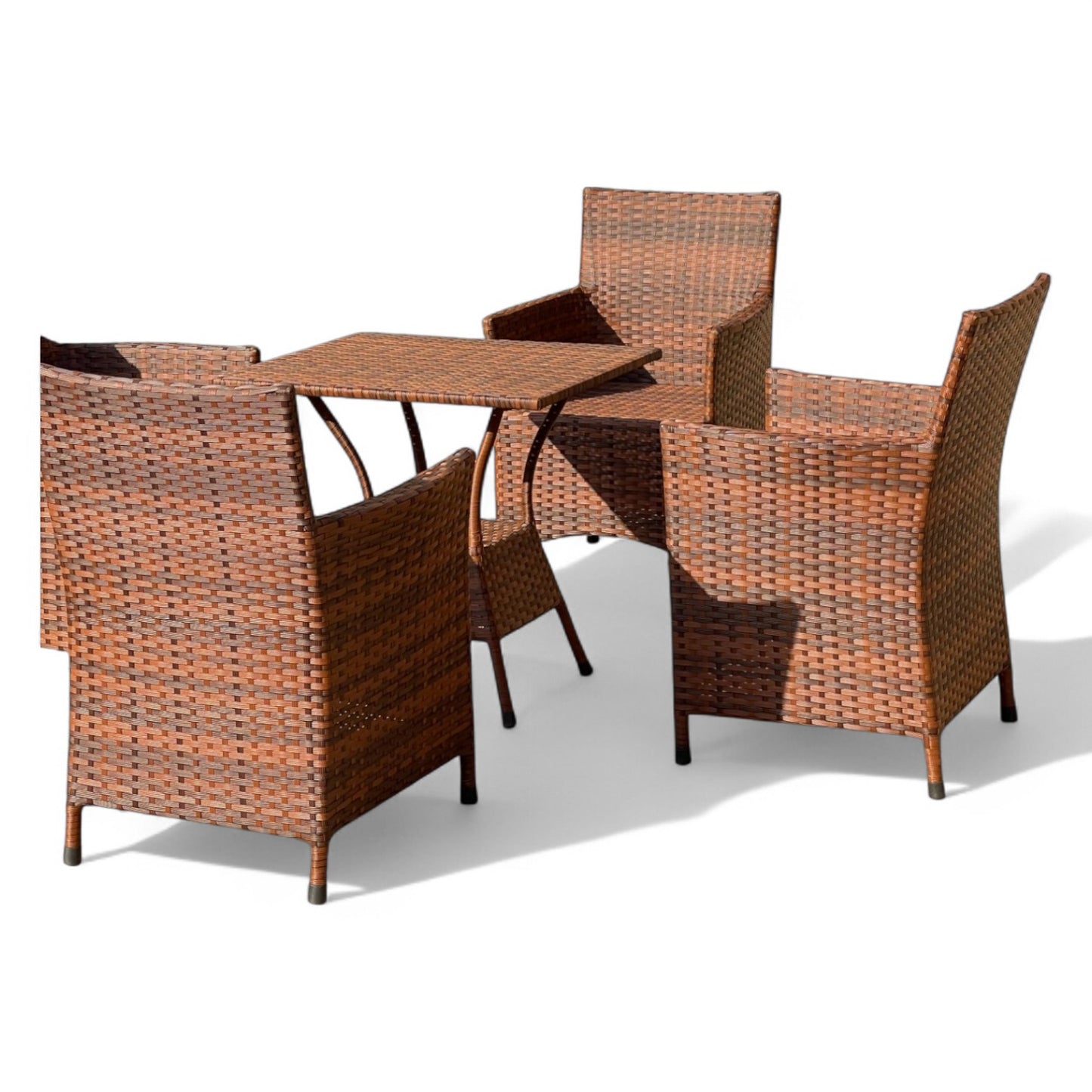 Studio Set – Elegant Outdoor Dining for Four
