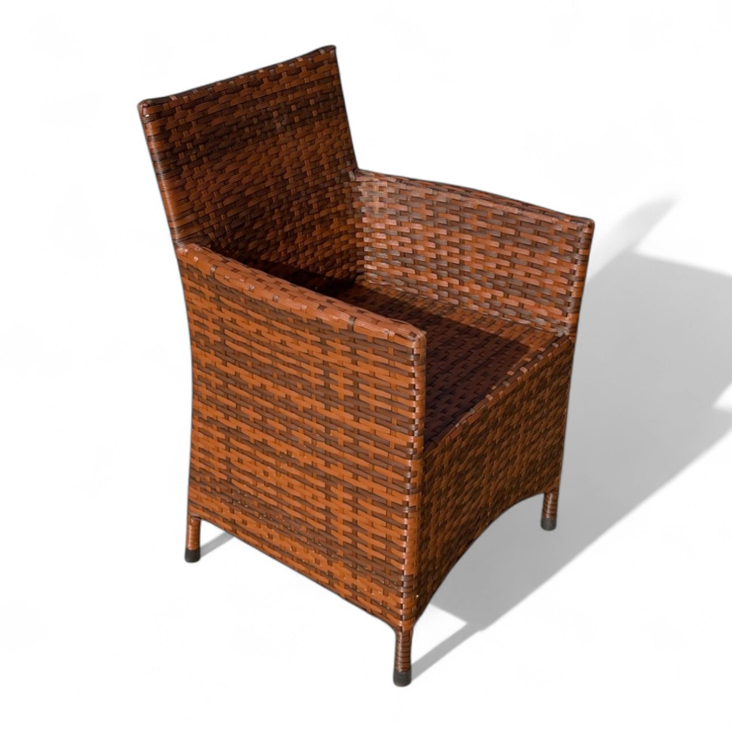 Studio Set – Elegant Outdoor Dining for Four