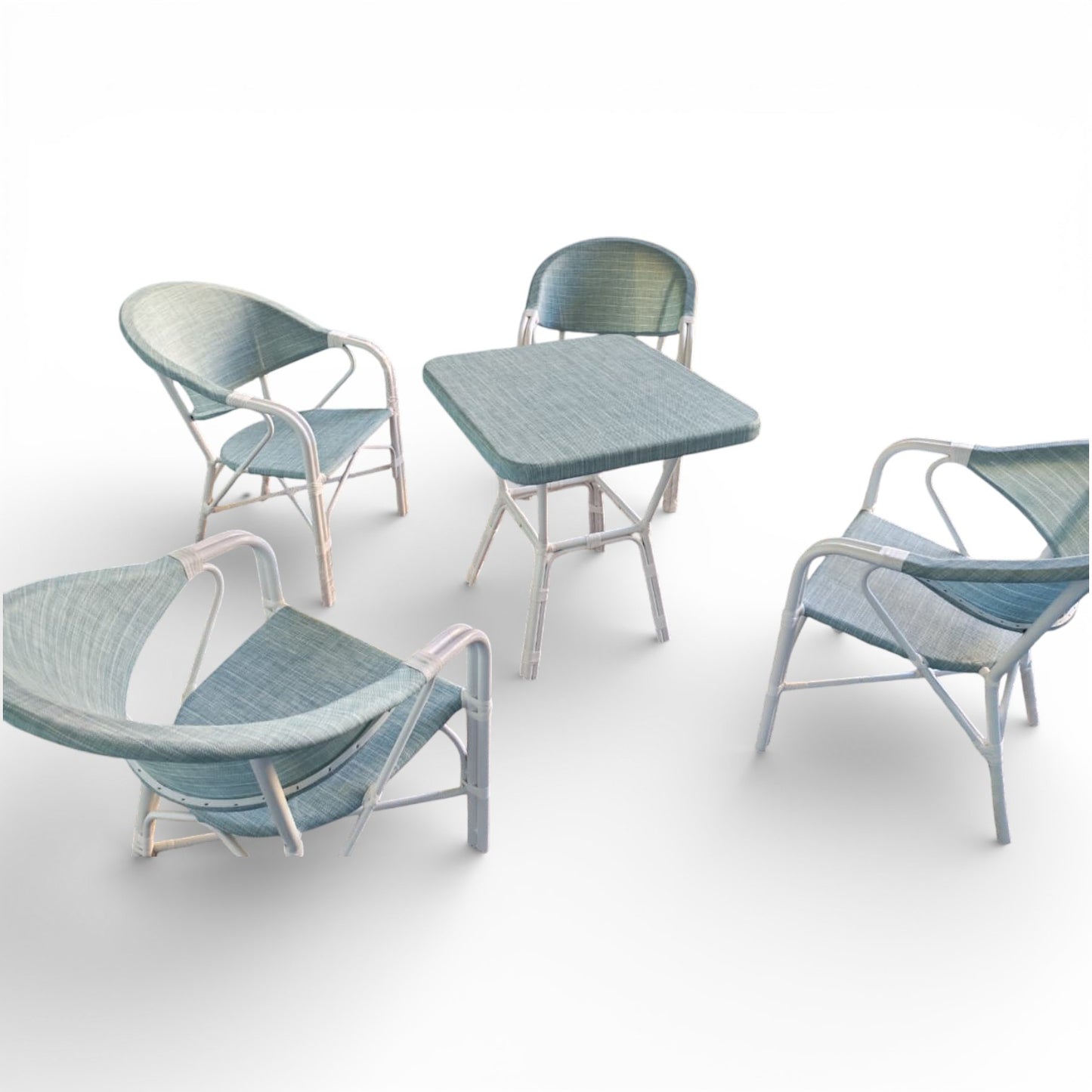 RiO Outdoor Set – Lightweight Elegance for Four.