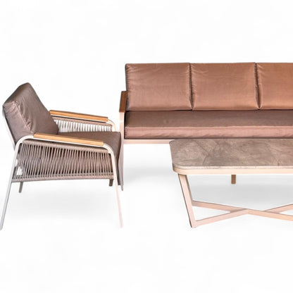 طقم سيليا – فخامة وراحة في كل تفصيلة