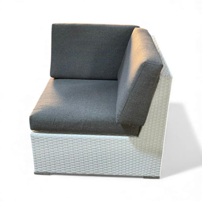 ركنة المماليك العائليه – فخامة شرقية بروح عصرية للمساحات الخارجية