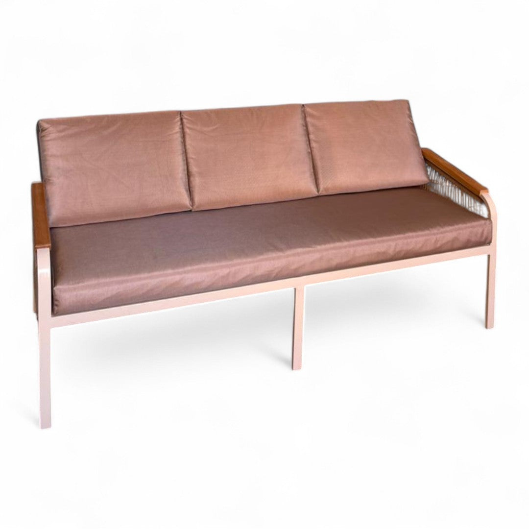 طقم سيليا – فخامة وراحة في كل تفصيلة