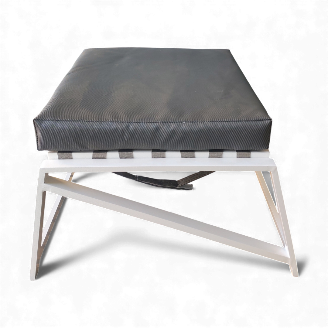 Livano Chair – Outdoor Relaxation Redefined