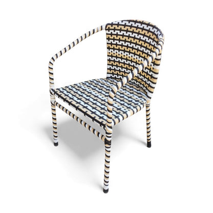 طقم ميني بيسترو – أناقة بسيطة للمساحات الصغيرة 