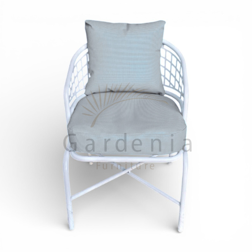 طقم جريس – بساطة عصرية وأناقة في التفاصيل.