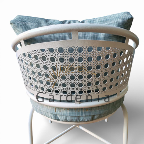 Grace Chair – Modern Comfort with Elegant Arabesque Design.