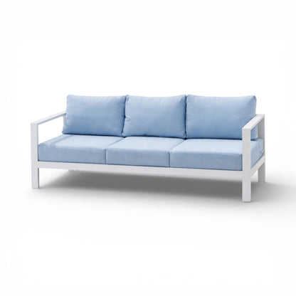 طقم آركو – لمّة مريحة وشكل أنيق في أي مكان.